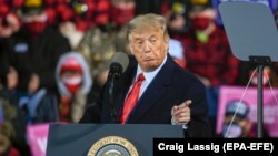 Дональд Трамп виступає на передвиборчому мітингу у Міннесоті, 30 вересня 2020 року