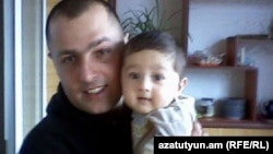 Арамаис Авакян с сыном (архив)
