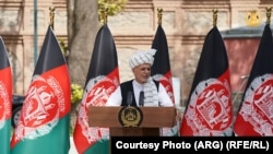 پخواني ولسمشر اشرف غني د اختر په مناسبت په خپله وینا کې وویل چې په زور د واک نیول اسانه وي، خو ساتل یې خورا ګران وي - پخوانی انځور. 