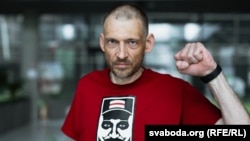 Сяргей Ціханоўскі пасьля вызваленьня. Вільня, ліпень 2025 году