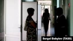 Разрешению на госпитализацию в Тбилиси предшествует целая процедура