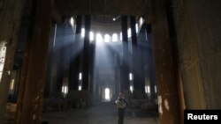 Иракъ -- Иракъан лерийнчу ницкъийн эскархо Мосулерчу маьждиг чохь, Дечкен-бутт 19, 2017