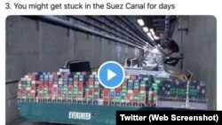 Снимка на една од неколкуте објави на Твитер од страна на руската државна компанија што ја надгледува руската флотана Арктикот. Подоцна беа симнати постовите, кои се чини дека го исмеваа товарниот брод што се заглави во Суецкиот канал.