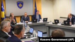 Qeveria e dorëhequr, foto nga arkivi 