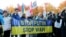Українці вийшли на мітинг перед самітом &laquo;Нормандської четвірки&raquo; в Берліні. Протестують проти війни та політики Путіна