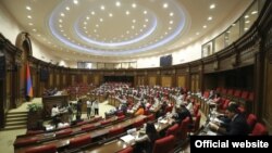 Заседание Национального собрания (архив)