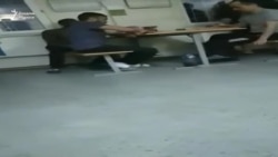 Узбекские мигранты в депортационном центре в Егорьевске