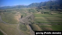 Такыр-Төл жырылгандан кийин сайда аккан сел. 27-июнь, 2025-жыл.